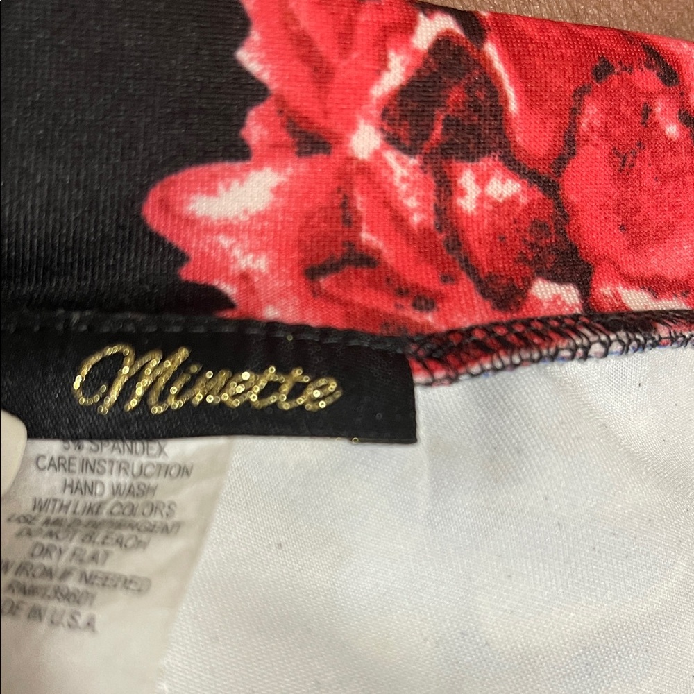 Minette Black Floral pull on and side snap pull away pants size L - Picture 5 of 6